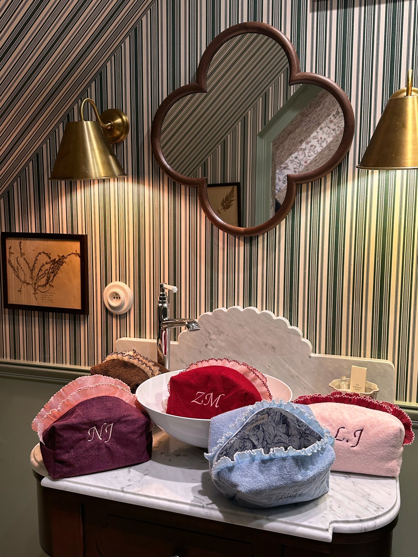 Trousse à broder violette